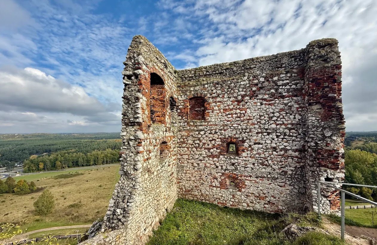 Ruiny Zamku, Poland